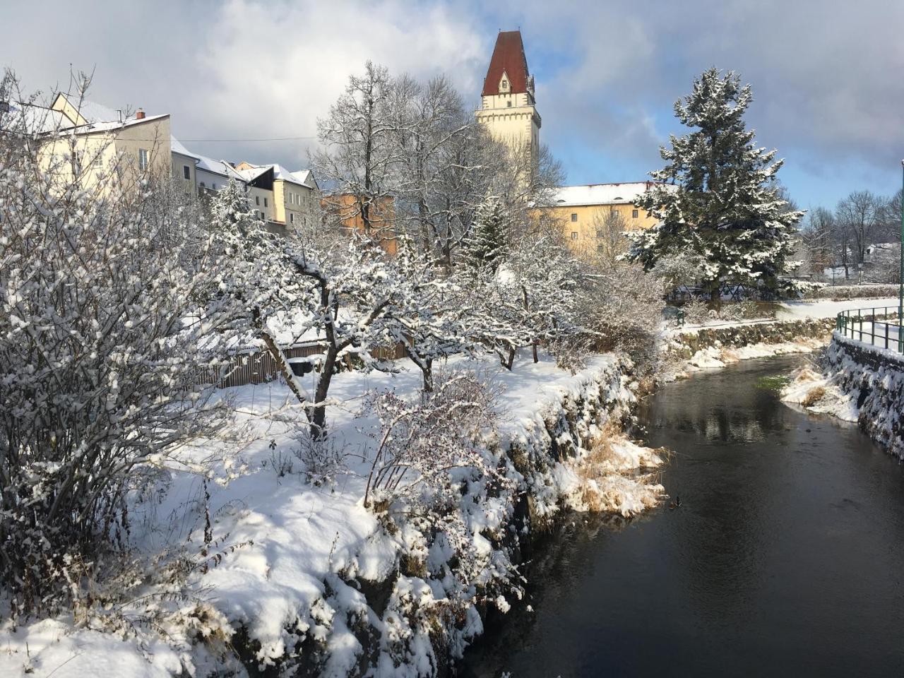 Hotel Zum Goldenen Hirschen Freistadt Buitenkant foto